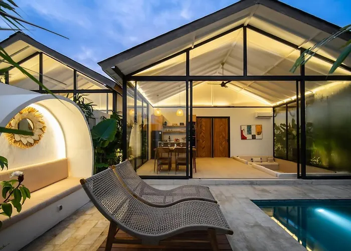 Jan 3 - Brand New Stylish 2br In The Heart Of Villa