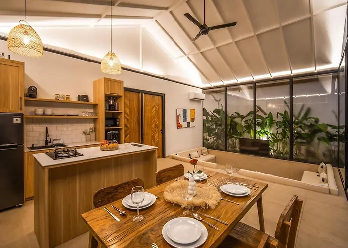 Jan 3 - Brand New Stylish 2br In The Heart Of Villa *