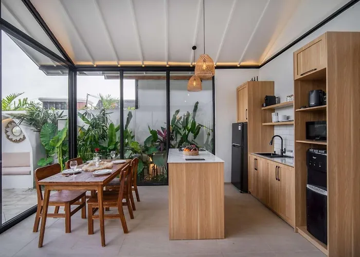 Jan 3 - Brand New Stylish 2br In The Heart Of Villa